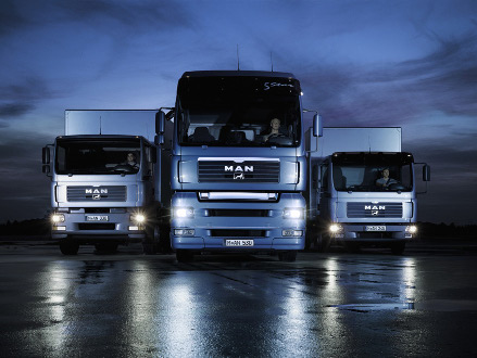 曼恩卡車家族，分別代表輕型，重型和中型卡車的TGM，TGA和TGL。